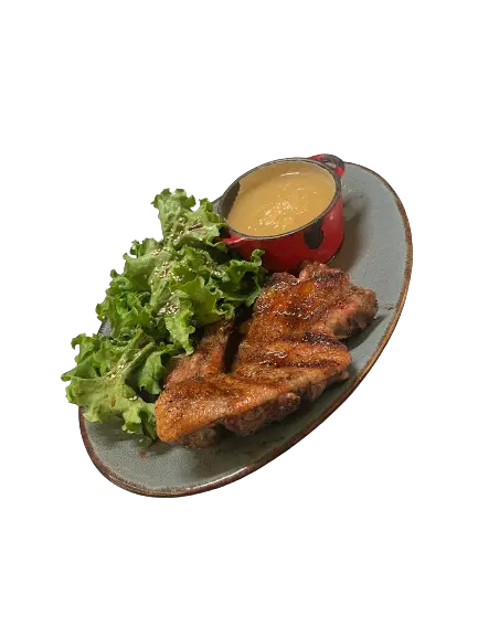 1/2 Pato laqueado con puré de manzana